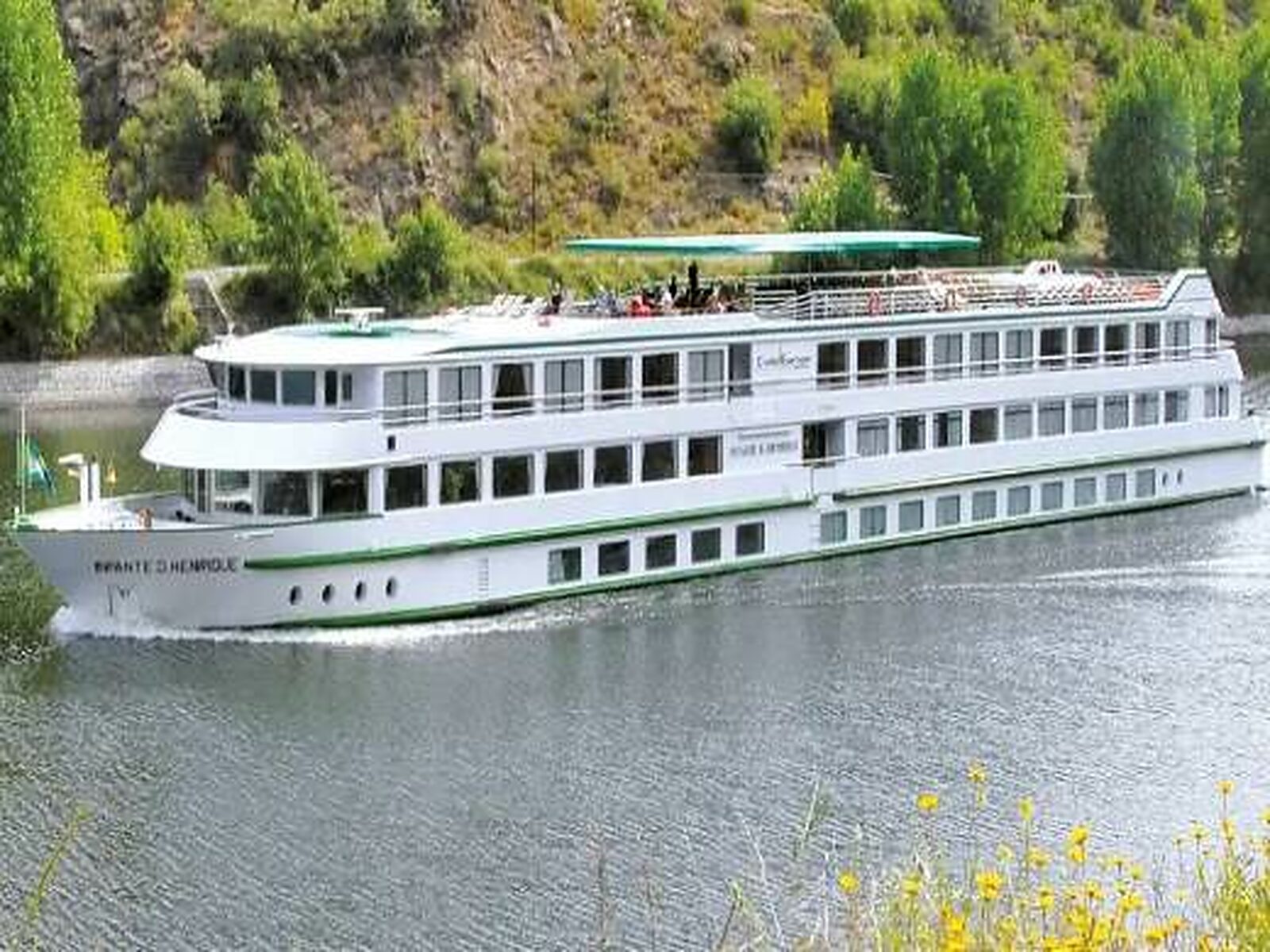 MS Infante Don Henrique